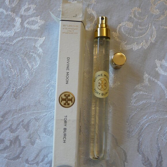 Divine Moon Eau de Parfum by Tory Burch - Picture 5 of 7